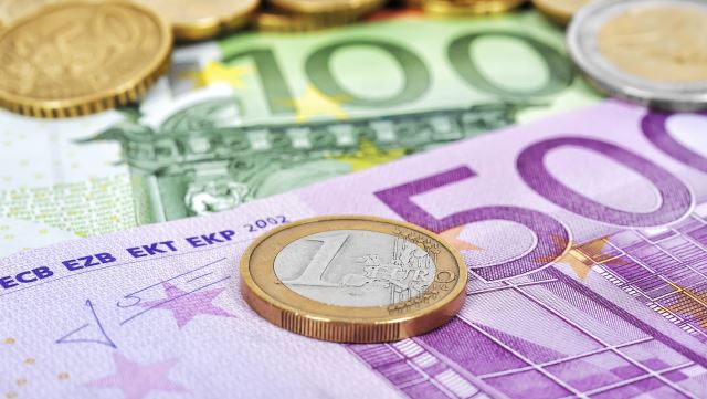 Euro ne nivelin me te larte ne burse, ne Shqiperi ate me te ulet